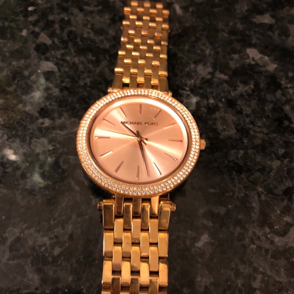Michael Kors rose gold watch